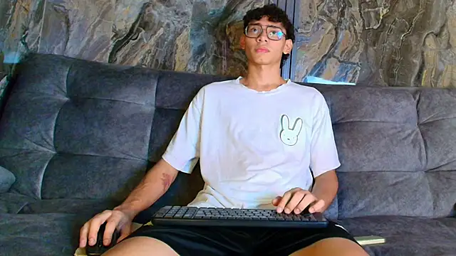 Daviid laidd online show from December 12, 4:59 am