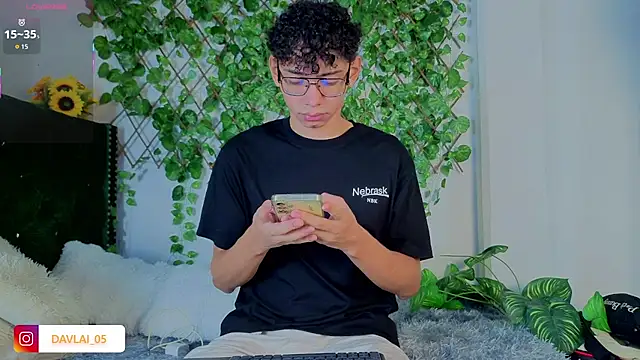 Daviid laidd online show from November 14, 5:55 pm