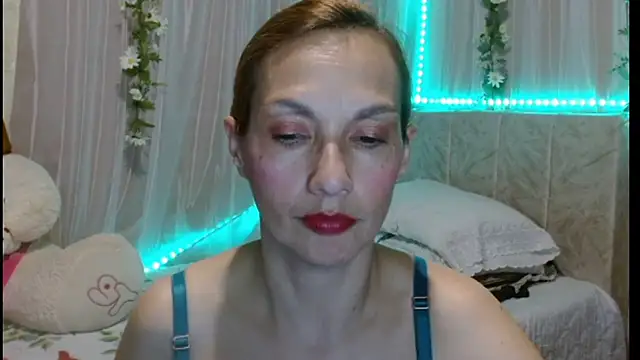 italagomez  online show from February 20, 11:32 pm