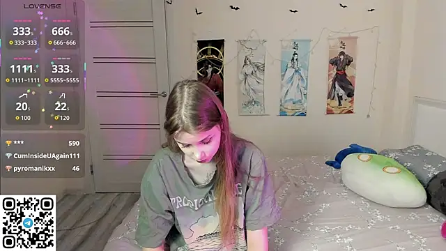 Snapshot of JorRoger chatting on November 9, 8:07 pm JorRoger online show from November 9, 8:07 pm