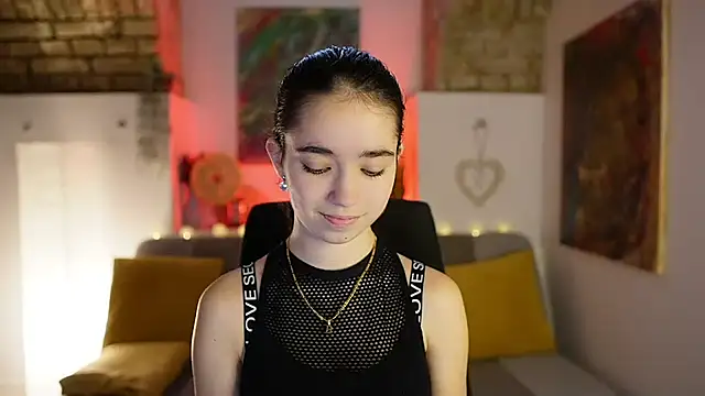 Gia Paige18 online show from January 7, 9:18 am