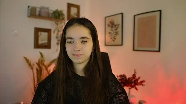 Gia Paige18 online show from October 3, 8:22 am