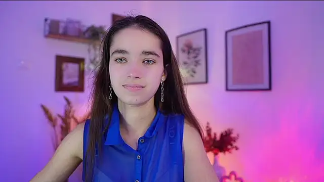 Gia Paige18 online show from October 30, 2:07 pm