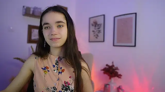 Gia Paige18 online show from January 10, 6:53 pm