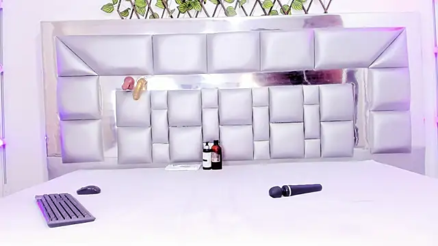 sweetebonny1 online show from March 4, 5:52 pm