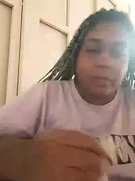 ELLA KELLY online show from January 14, 12:14 pm