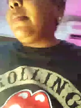 ELLA KELLY online show from January 15, 12:04 pm