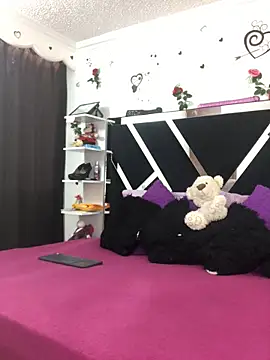 1lovelygirls online show from November 4, 12:04 pm