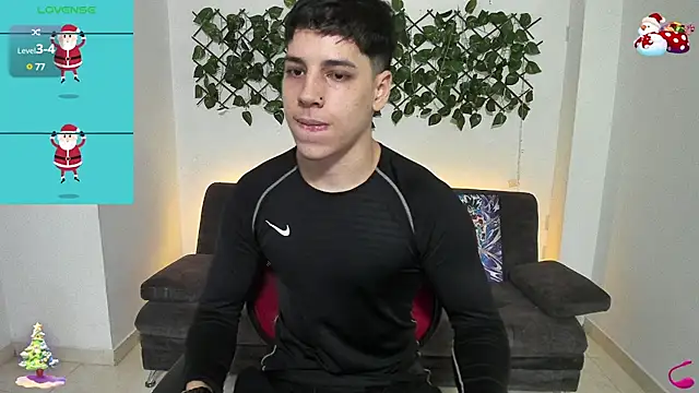 jonathanjoestar  online show from December 13, 8:26 pm