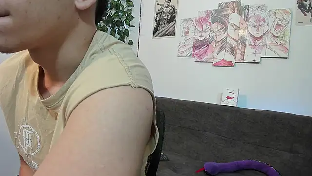 jonathanjoestar  online show from February 4, 9:31 pm