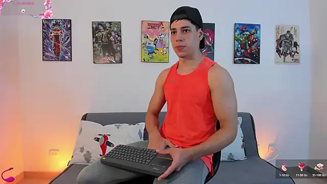 jonathanjoestar  online show from January 10, 9:41 pm