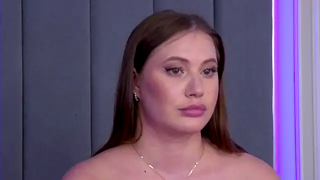 ChloeMarsch online show from October 10, 6:01 am