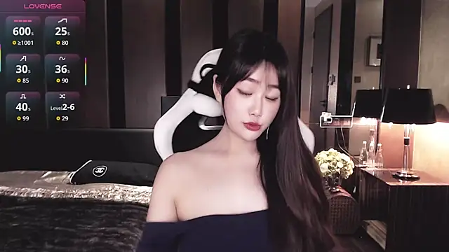 Snapshot of Cartier-__Daji- chatting on April 5, 3:26 am Cartier- Daji- online show from April 5, 3:26 am