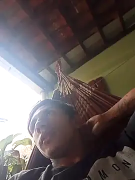 Snapshot of KekelSK chatting on March 11, 7:20 pm KekelSK online show from March 11, 7:20 pm