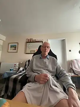 cutaboverest online show from February 6, 3:59 pm