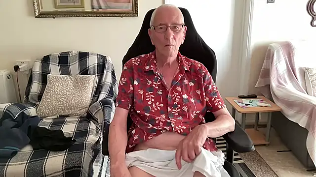 cutaboverest online show from July 31, 6:18 pm