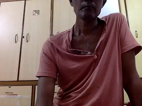 Snapshot of Lookin4Kinky_Partner chatting on November 18, 4:50 am Lookin4Kinky Partner online show from November 18, 4:50 am