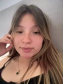 Snapshot of ASLY_MULLERHOT chatting on December 26, 5:30 pm ASLY MULLERHOT online show from December 26, 5:30 pm