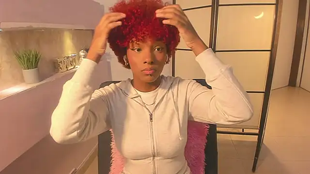 LiannaDixon online show from January 5, 4:06 pm
