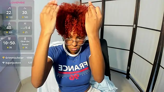 LiannaDixon online show from January 12, 5:33 pm