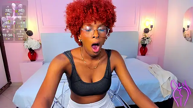 LiannaDixon online show from January 31, 5:21 pm