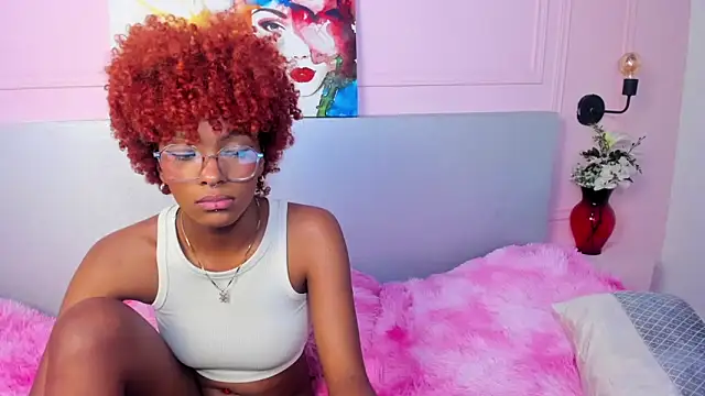 LiannaDixon online show from March 4, 2:06 am