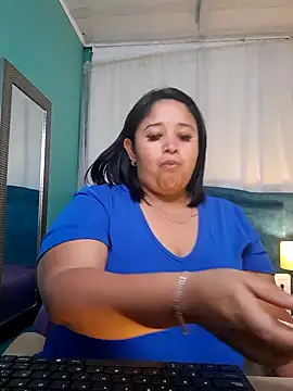 Busty Juicy online show from February 28, 11:14 am