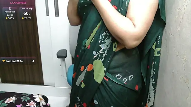 Snapshot of Jass-Karan chatting on February 19, 8:27 pm Jass-Karan online show from February 19, 8:27 pm