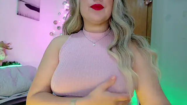 GatitaXD27 online show from December 14, 10:45 am