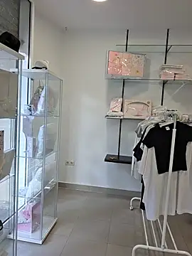 Snapshot of GatitaXD27 chatting on October 24, 8:55 am GatitaXD27 online show from October 24, 8:55 am