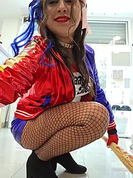 Snapshot of GatitaXD27 chatting on October 31, 10:16 am GatitaXD27 online show from October 31, 10:16 am