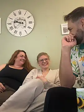 Snapshot of Curvyloveandhim chatting on July 20, 7:55 am Curvyloveandhim online show from July 20, 7:55 am