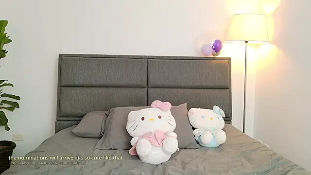 lady ni  online show from June 13, 2:48 pm