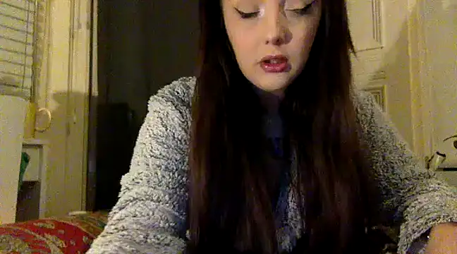 LucyLuxee19 online show from December 5, 1:14 am