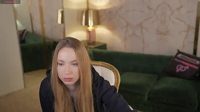 Linda054 online show from October 14, 4:35 am