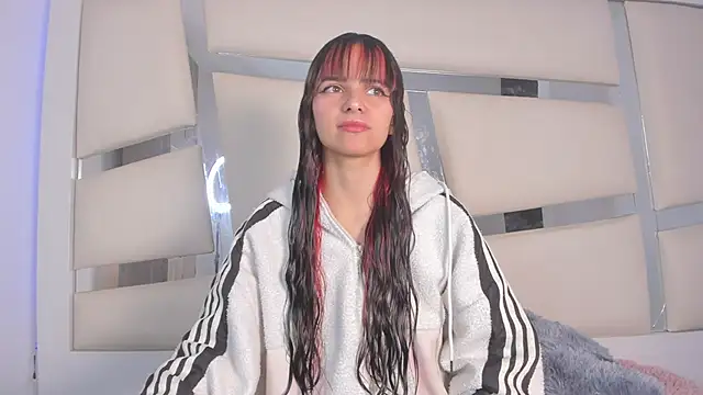 Snapshot of chrystal_js chatting on February 20, 1:08 pm chrystal js online show from February 20, 1:08 pm