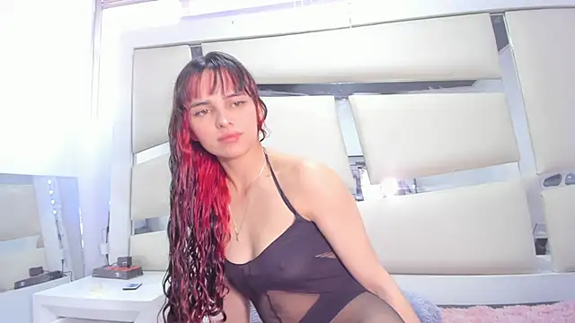 Snapshot of chrystal_js chatting on March 20, 4:31 pm chrystal js online show from March 20, 4:31 pm