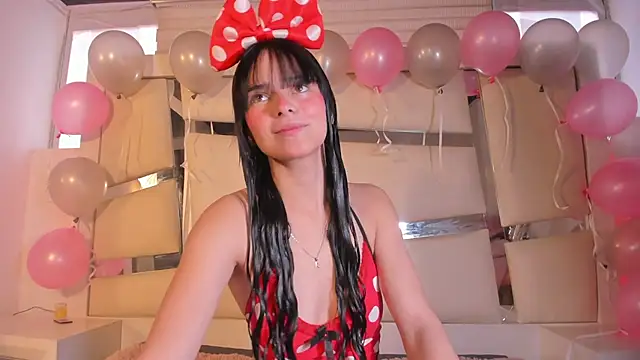 Snapshot of chrystal_js chatting on October 17, 1:25 pm chrystal js online show from October 17, 1:25 pm