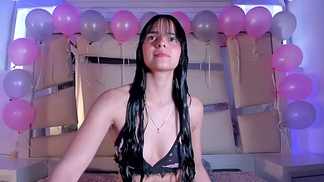 Snapshot of chrystal_js chatting on October 21, 1:23 pm chrystal js online show from October 21, 1:23 pm