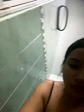 AniEvans  online show from October 2, 3:35 am