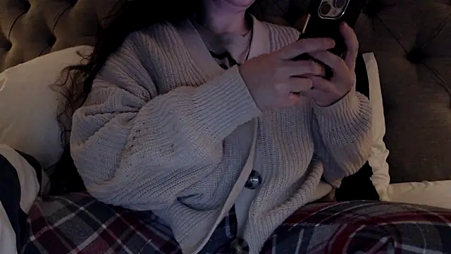 Snapshot of Sandysecret chatting on November 24, 8:08 pm Sandysecret online show from November 24, 8:08 pm