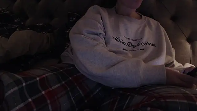 Snapshot of Sandysecret chatting on December 3, 8:07 pm Sandysecret online show from December 3, 8:07 pm