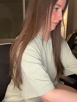 Snapshot of nerdynina chatting on February 20, 1:13 am nerdynina online show from February 20, 1:13 am