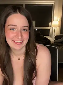 Snapshot of nerdynina chatting on March 27, 12:38 am nerdynina online show from March 27, 12:38 am