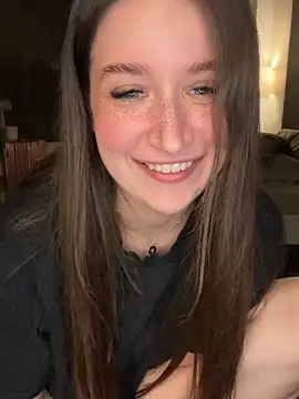 Snapshot of nerdynina chatting on May 10, 3:12 am nerdynina online show from May 10, 3:12 am