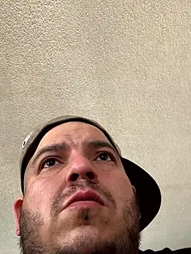 valleyoneofakind online show from January 12, 9:53 pm