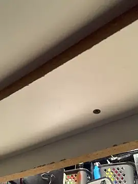 valleyoneofakind online show from March 16, 4:51 am