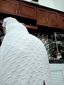    Erin    online show from October 5, 3:49 am