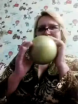 Forest-Lady online show from December 18, 2:06 pm