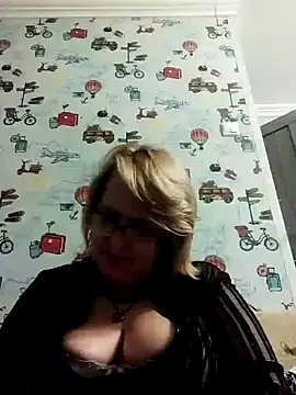 Forest-Lady online show from February 20, 7:19 pm